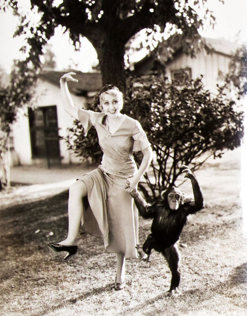 Joan Blondell adorable monkey Joan Blondell adorable monkey