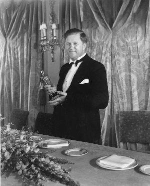 Franklin Hansen wins for Best Sound Recording for A Farewell to Arms.