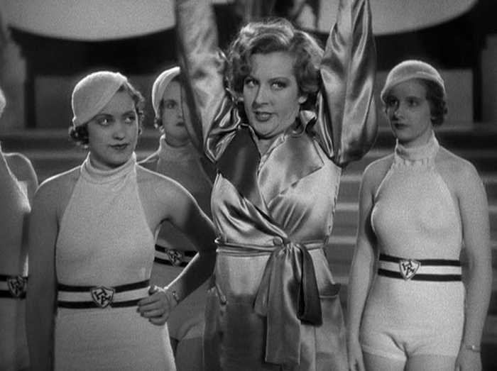 That woman on the right... that's the fabric, right?