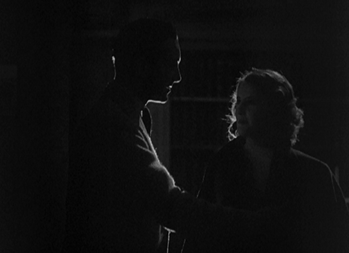 The scenes set in Johns apartment are great, since you can tell so much about him from its decorations-- books filling up every surface, the propeller on the wall. Especially nice is when they enter the apartment and banter, and it takes a while for John to remember that the lights are off. With the rain outside, it makes the mood absolutely charming.