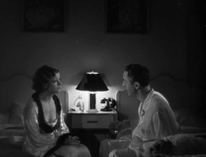 Director W.S. Van Dyke does some great work with shadows in this movie, even if the film's overall look isn't particularly noteworthy. 