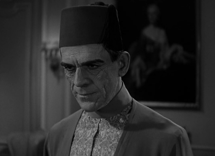 On the off chance it's occured to you, please don't watch Abbott and Costello Meet The Mummy (). Trust me on this one. 