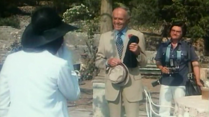 Yes, Henry Fonda plays Henry Fonda. I don't know your feelings, but I'm 'Fonda' him. HA! Get it? I'm... Fonda. What do you mean that joke is older than dirt? Dammit.