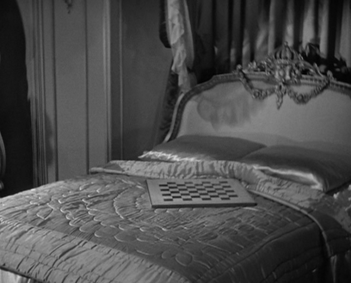 Smiling Lieutenant (1931)