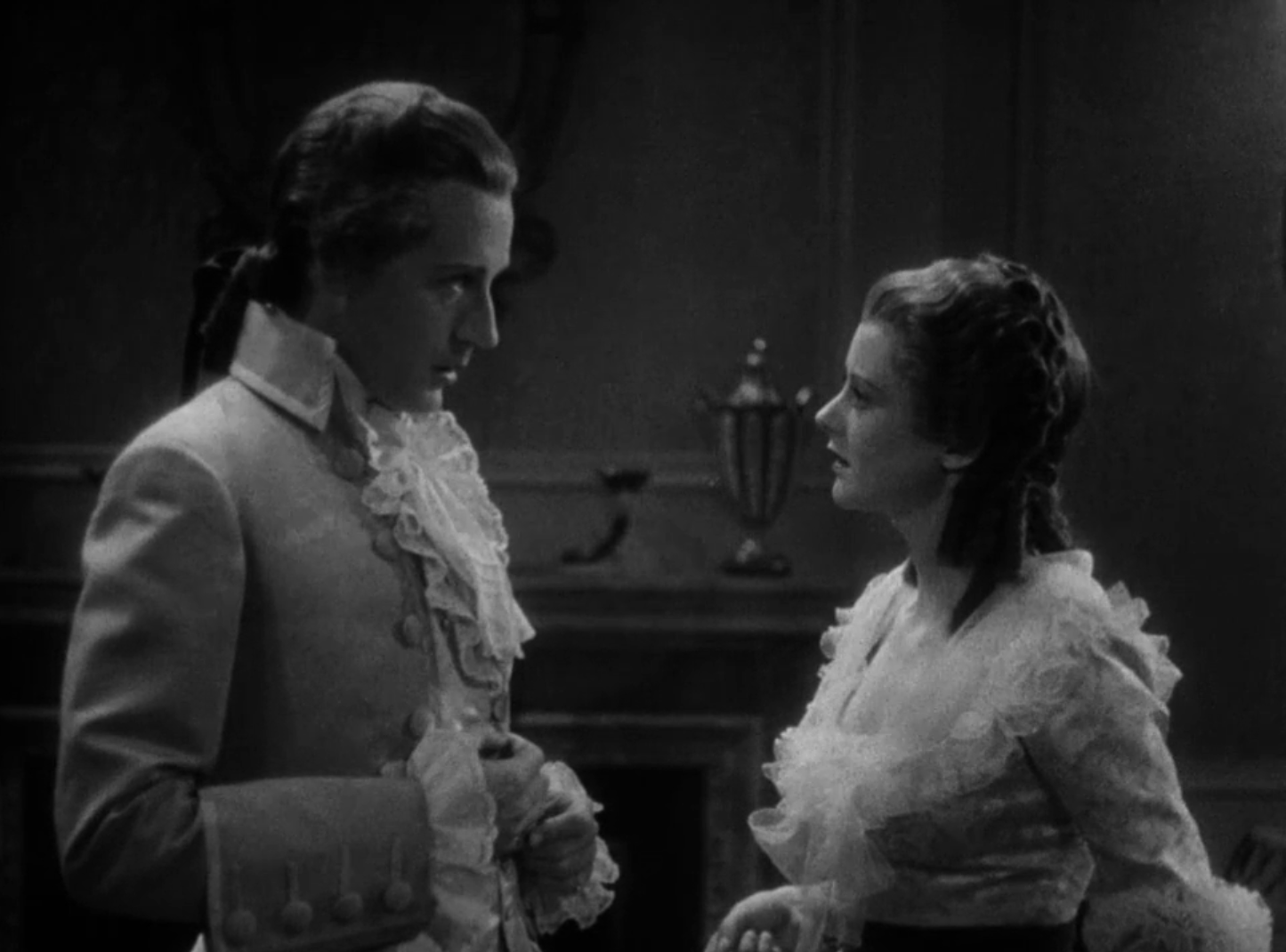 Berekeley Square (1933) Review, with Leslie Howard and Heather Angel