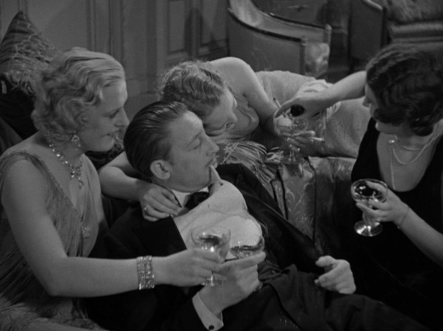 The Mouthpiece (1932) Review, with Warren William and Aline MacMahon