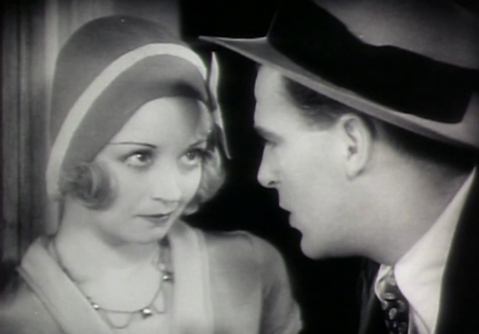 The Widow from Chicago (1930) Review, with Alice White and Edward G. Robinson